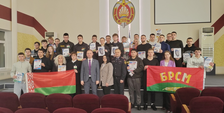 Служу Республике Беларусь